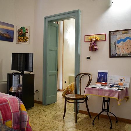 Bed & Breakfast Mare Nostrum Brindisi Eksteriør billede