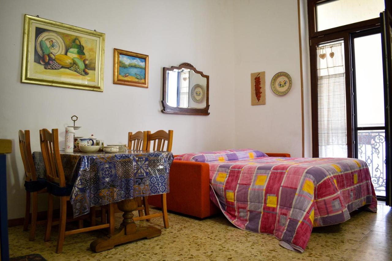 Bed & Breakfast Mare Nostrum Brindisi Eksteriør billede