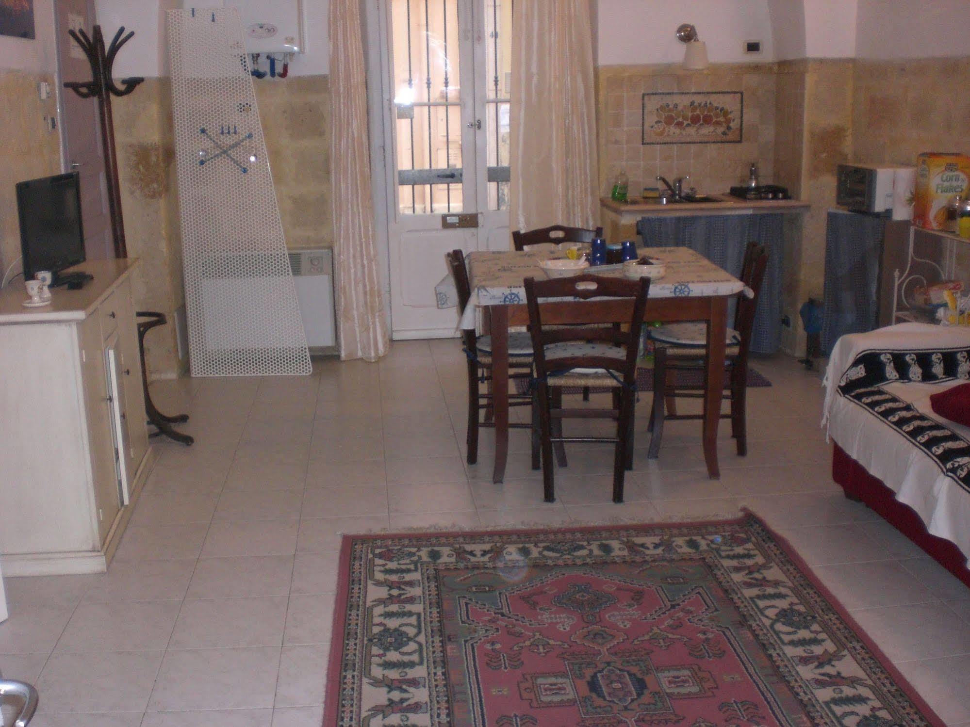 Bed & Breakfast Mare Nostrum Brindisi Eksteriør billede