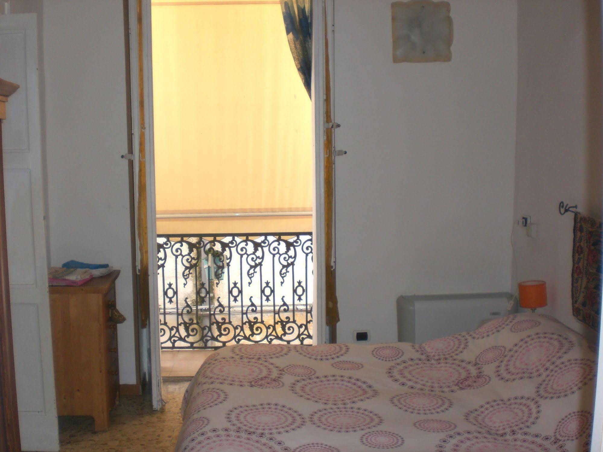 Bed & Breakfast Mare Nostrum Brindisi Eksteriør billede